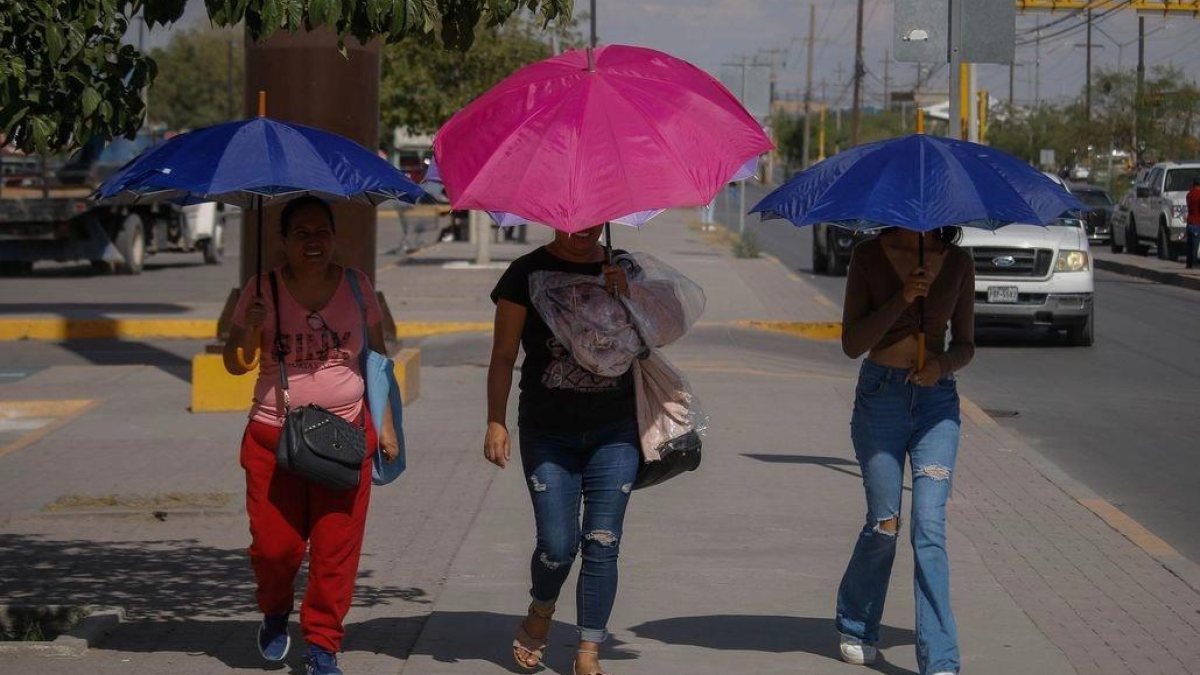 Juárez entra en alerta por temperaturas extremas y riesgo de golpes de calor