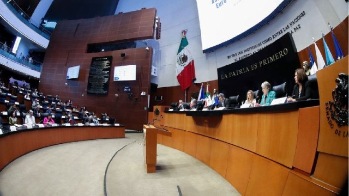 Reforma sobre proveedores de Internet abre debate legislativo