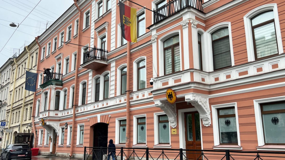 Rusia ordena cerrar el consulado alemán en San Petersburgo y aumenta la tensión con Berlín