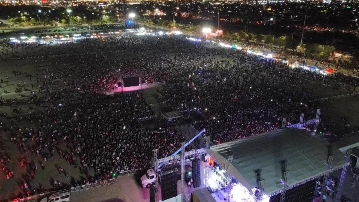 Cerca de 18 mil personas celebran la Independencia en el desfile de Ciudad Juárez