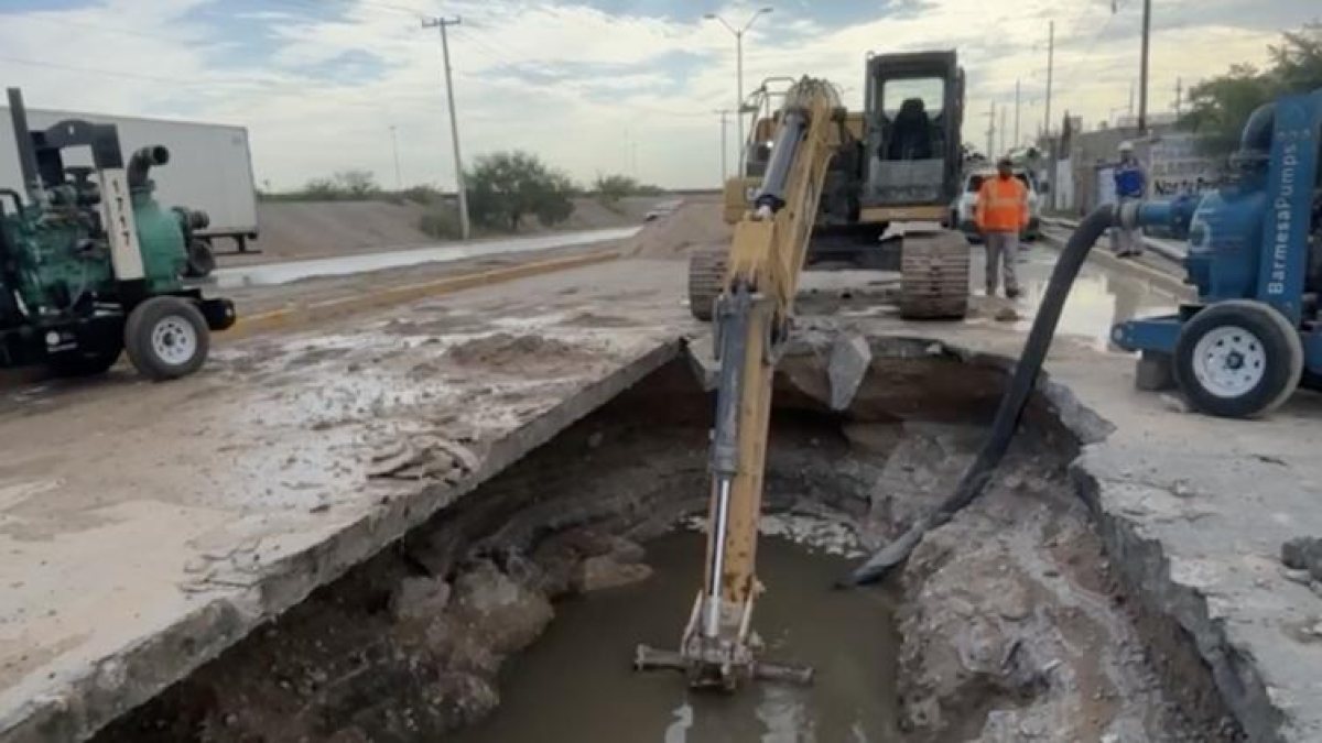 JMAS detecta 35 hundimientos tras las lluvias en Juárez y mantiene reparaciones