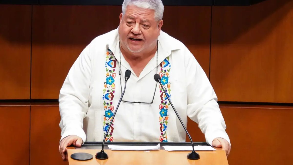 Senador Manuel Huerta rechaza que reformas busquen castigar sátira, crítica o memes