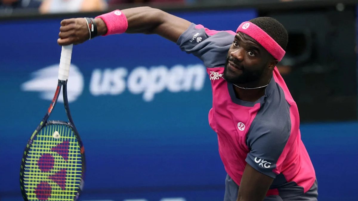 Frances Tiafoe alcanza semifinales del US Open tras remontada de cinco sets