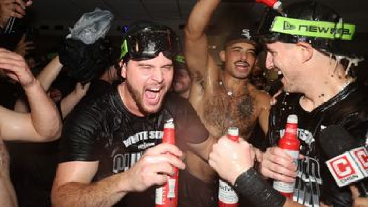 White Sox eliminan a Astros y ganan su primera serie de postemporada desde 2005