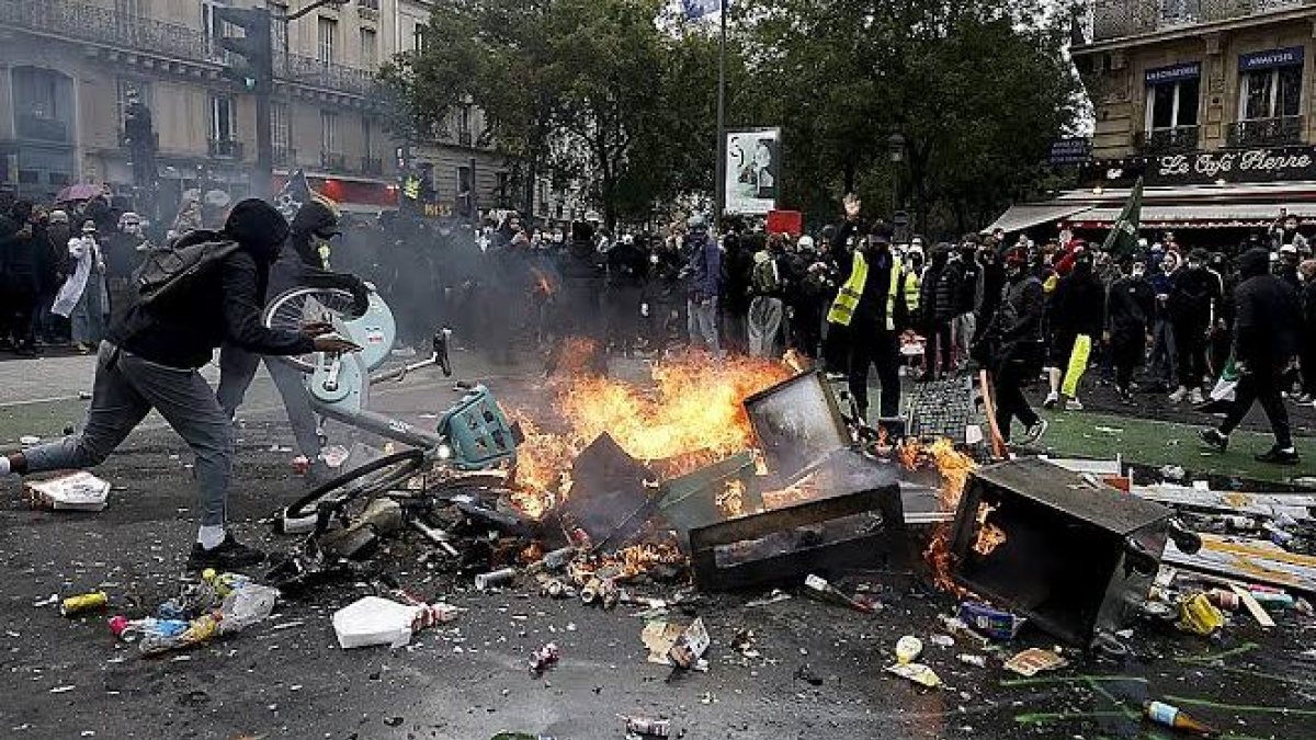 Francia reporta más de 1,800 detenciones tras protestas y disturbios